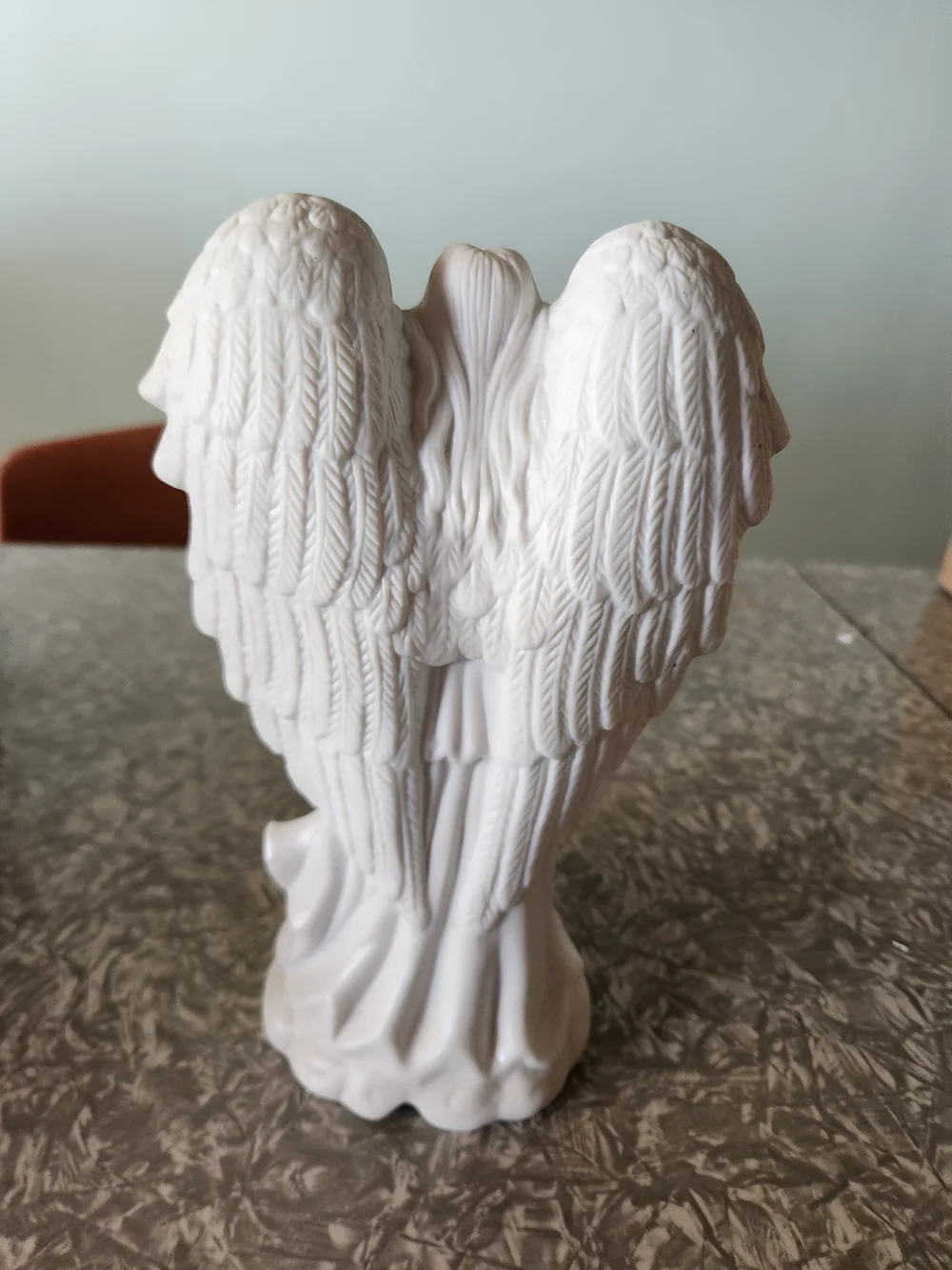 Source Unknown White and Gold Angel Figurine